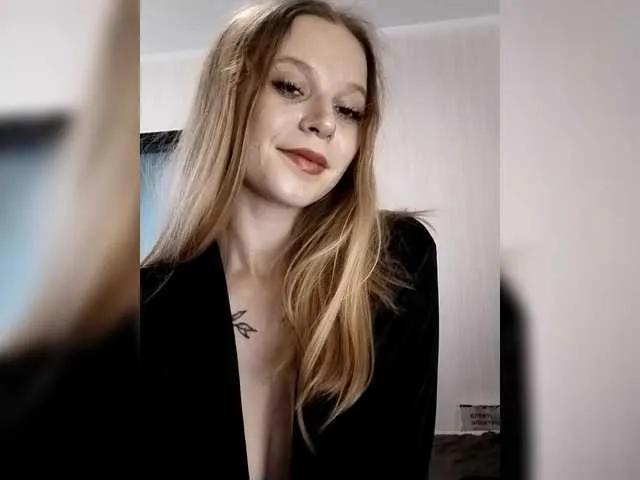 BongaCams 1biscuit1 is Freechat 1biscuit1 — I get turned on when you take control, talk dirty, and don't let me catch my breath... Wanna see how far you can push me?