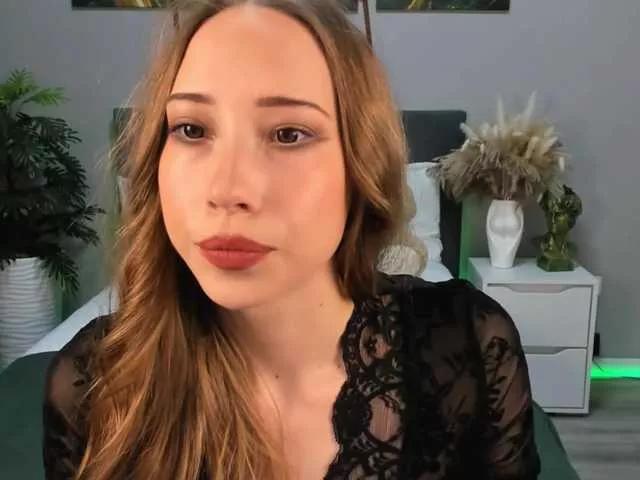 Offline AlexaHarmon on BongaCams