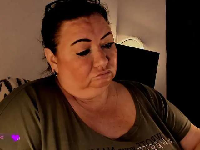 Freechat Alinahott1 on BongaCams