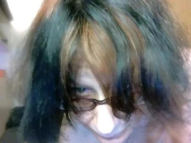 Offline Amateurmilf on BongaCams