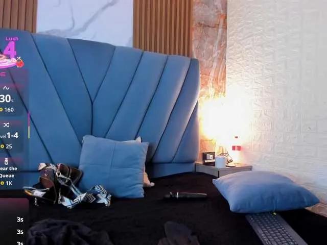 Offline angel-red on BongaCams
