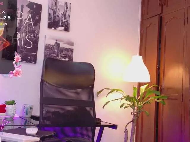 BrianaBrownn on BongaCams