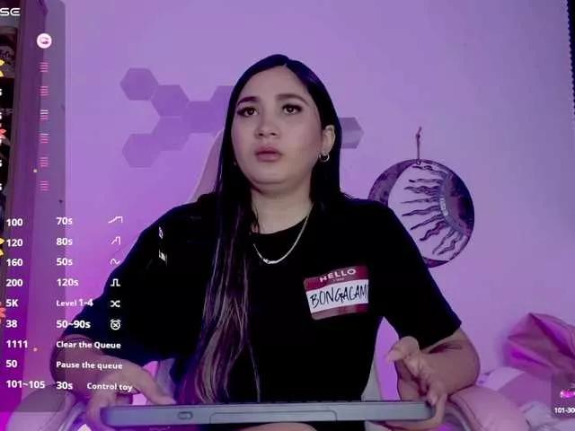 Offline britt-grey on BongaCams