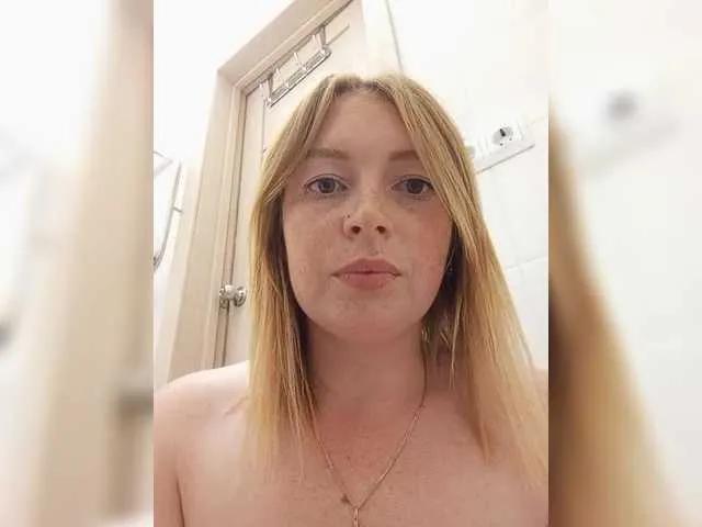 Offline Byrenka-25 on BongaCams