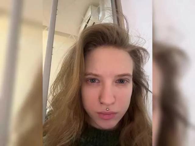 Offline calviafarey on BongaCams