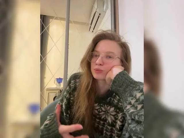 Offline calviafarey on BongaCams