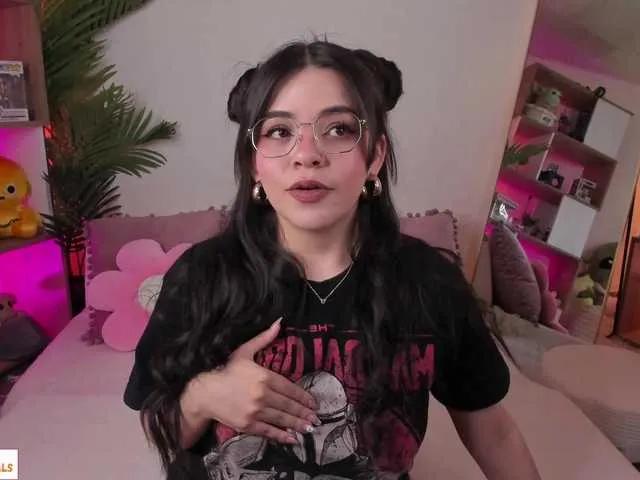 CammieFoalss on BongaCams 