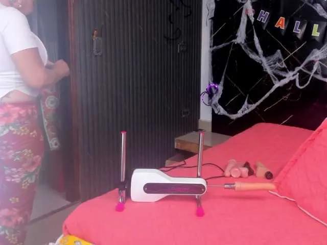 Freechat cloeerabbyt on BongaCams