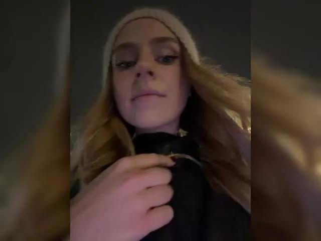 Offline elegantbabe on BongaCams