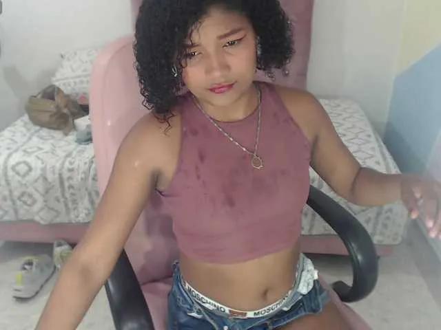 elly-willis on BongaCams 