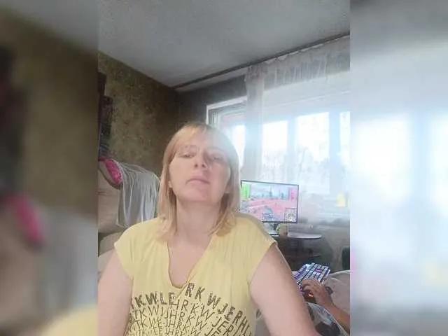 BongaCams FireGella is Freechat FireGella — Attention, affection, conversations.