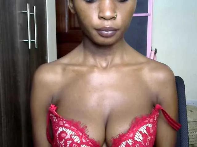 Freechat hippyshanice on BongaCams