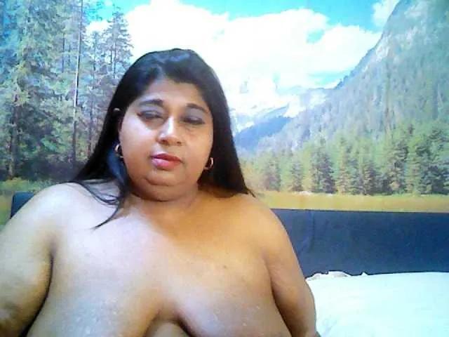 indianhoney — buzzing my pussy