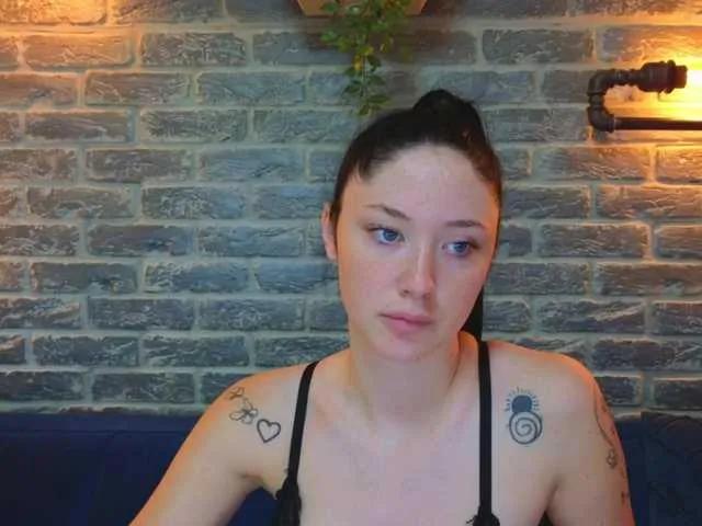 Offline Ivanna-Rose on BongaCams