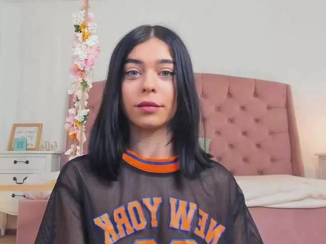 Freechat JassyeJoy on BongaCams