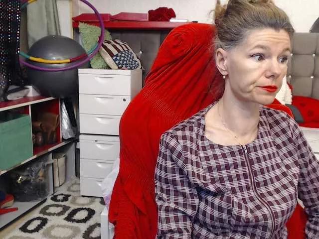 Offline kellysurfing on BongaCams