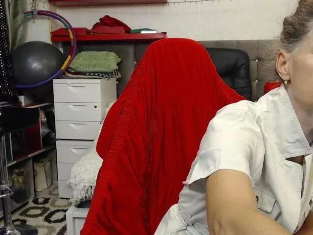 Offline kellysurfing on BongaCams