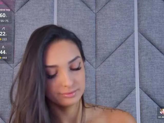 Offline Kimberlymav on BongaCams