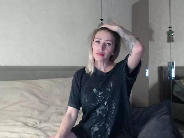 Freechat LediIce on BongaCams