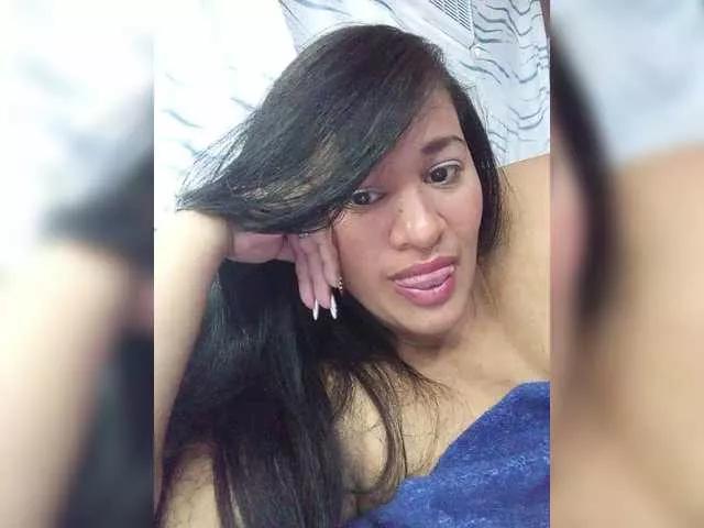 Freechat Letty33 on BongaCams