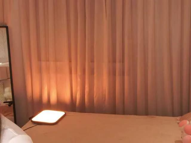 Offline LiaGotti on BongaCams