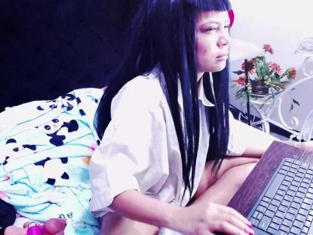 LindaLuciia — Freechat on BongaCams