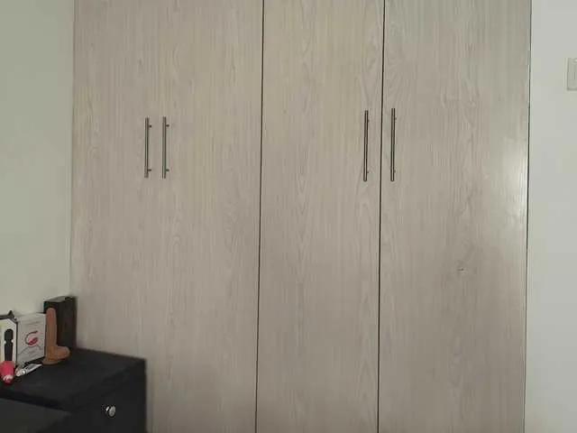 Freechat Little-Freak on BongaCams