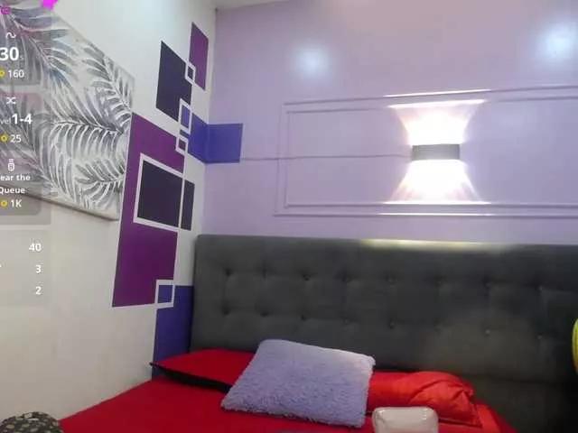 Offline MadameDamn on BongaCams