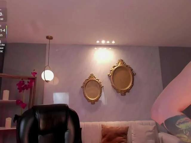 MaddisonCollins on BongaCams 