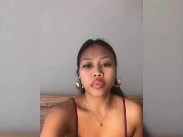 Offline marialeonoraa on BongaCams