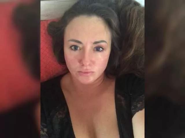 Offline MartaGros on BongaCams