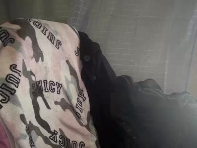 Offline mermaidlexi on BongaCams