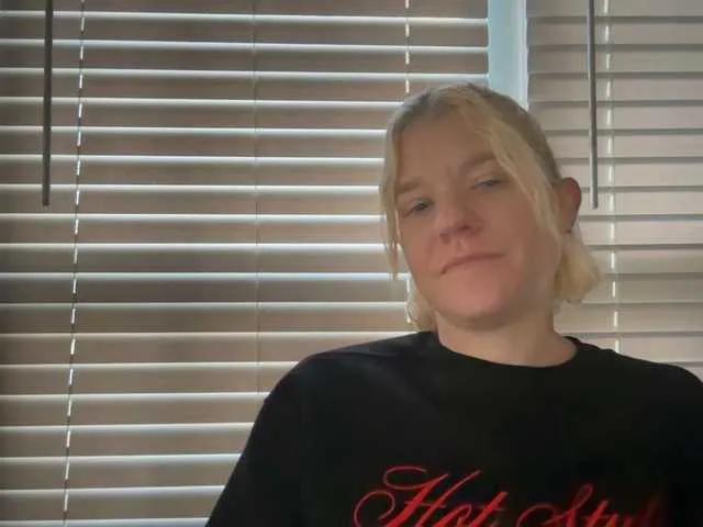 BongaCams mermaidlexi is Freechat mermaidlexi — mmm i love dirty talk, lol honesty :)
