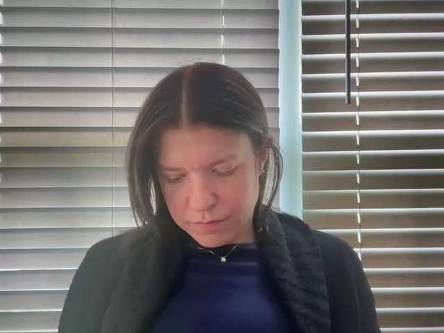Offline mermaidlexi on BongaCams