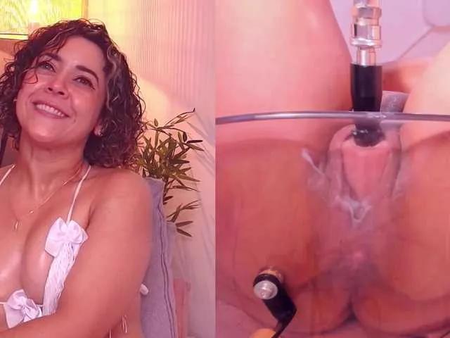 Offline Mila-Moans on BongaCams