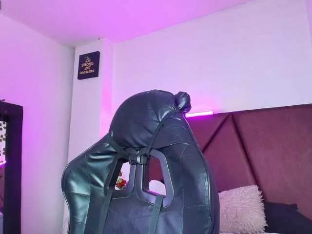 Nikkenyx — THE BEAUTIFUL COCKS