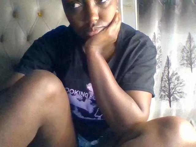 Nyomi224 on BongaCams