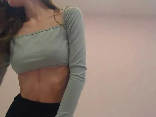 Freechat Oriella on BongaCams