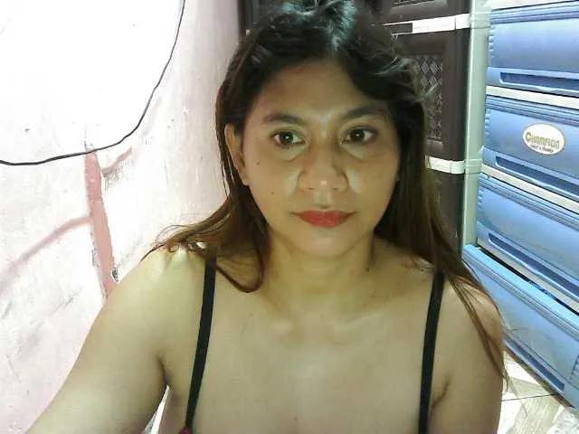 peenastyfame on BongaCams