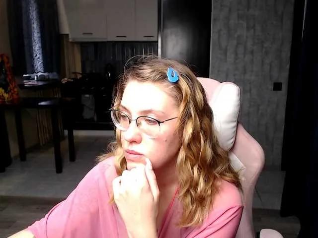 Regimasmile — Freechat on BongaCams