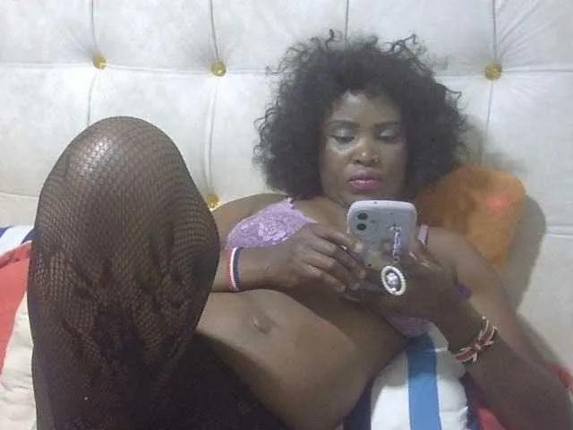 Sexy-santa2 on BongaCams