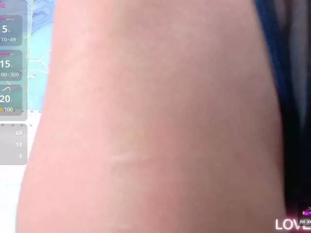 Freechat slutlittlegir on BongaCams