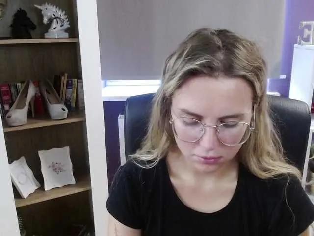 soft-zoey — Freechat on BongaCams