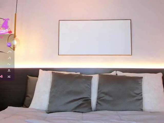 BongaCams SolAvelar is Freechat SolAvelar — I love fun, daring, sincere and talkative people, do you like to be daring? You are in the right place