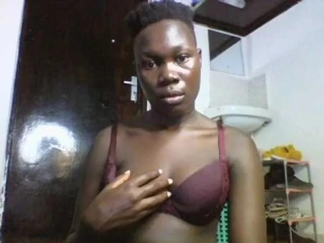 Sweetchocolate on BongaCams 