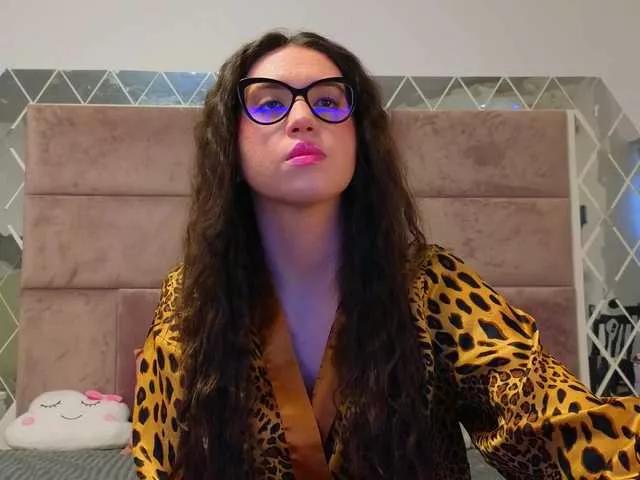 Freechat SweetScribe on BongaCams