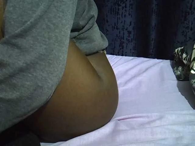 Sweetvine on BongaCams 