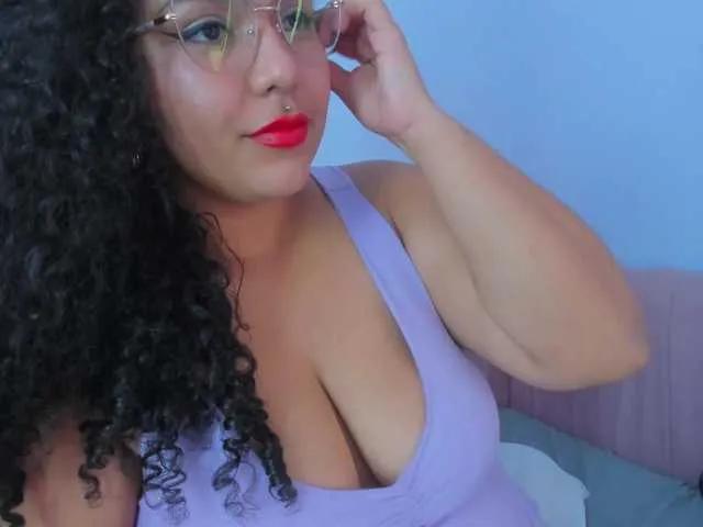 tiffanymiller1 — I love your vibrations and men who enjoy a good chat. General discussion is great for me.