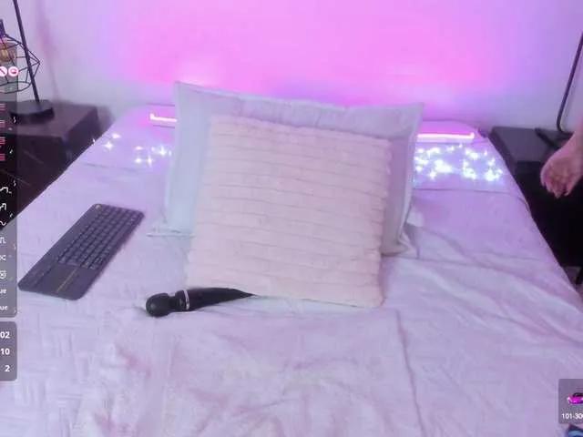 Offline Tracylambo on BongaCams