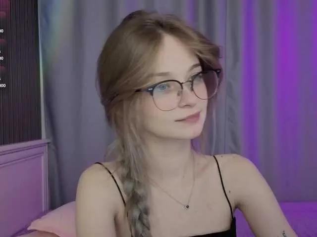 vialeta-baby on BongaCams